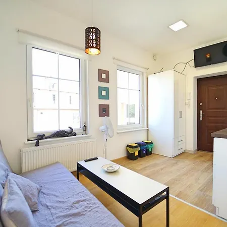 Apartament Every Sky Jelenia Góra Cieplice, Pl. Piastowski 24,9 Apartament